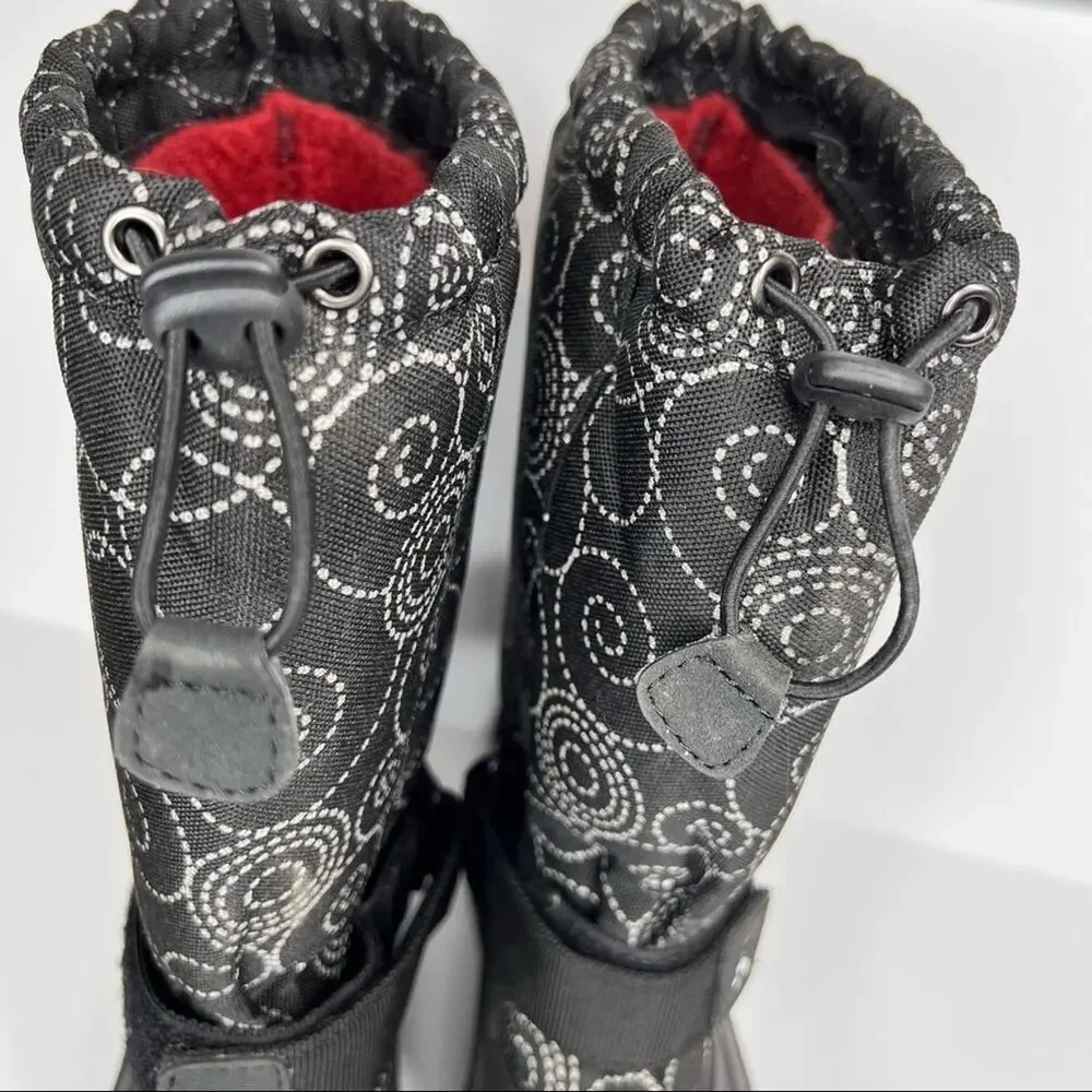 KAMIK snow boots women's 6 black white swirl insulated waterproof winter ankle